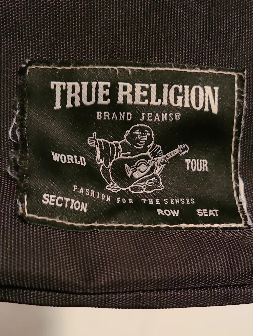 True Religion Sling Crossbody Shoulder Bag Adjustable Strap Belt Bag. Black